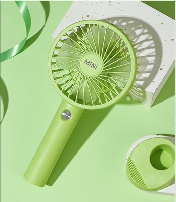 Popular Mini pequeño ventilador para el hogar y dormitorio de estudiantes USB de carga recargable