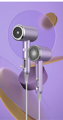 Percha de aire caliente para secar el cabello rápidamente