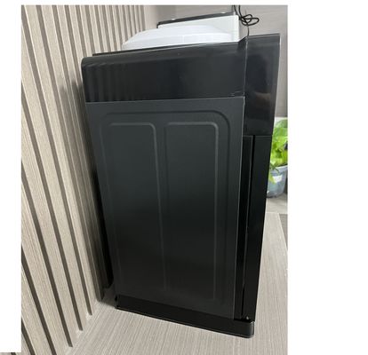 Dispensador de agua caliente y fría con cubo de pie