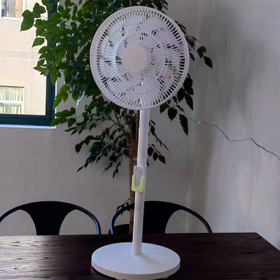 Ventilador de refrigeración comercial de tres velocidades de viento Ventilador de pedestal Ventilador de soporte