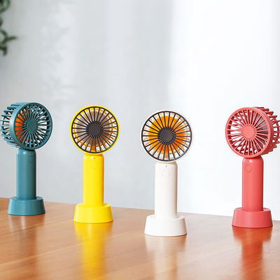 Ventilador de refrigeración de aire Ventilador de mesa recargable Mini Ventilador de mano 0.174g Peso del artículo
